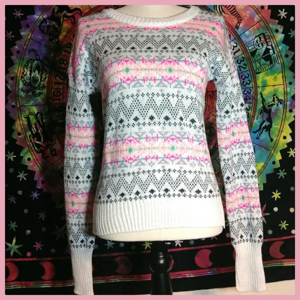 So Heritage Sweater